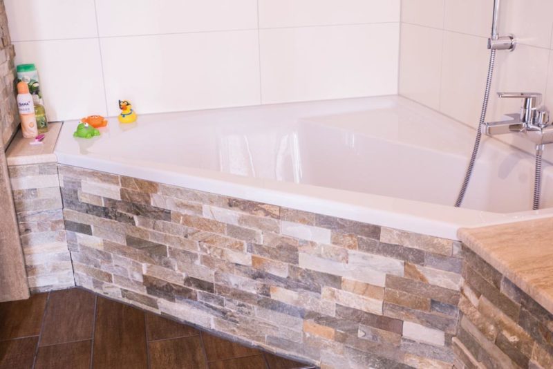 Naturstein – Bäder, Fliesen, Sanitär